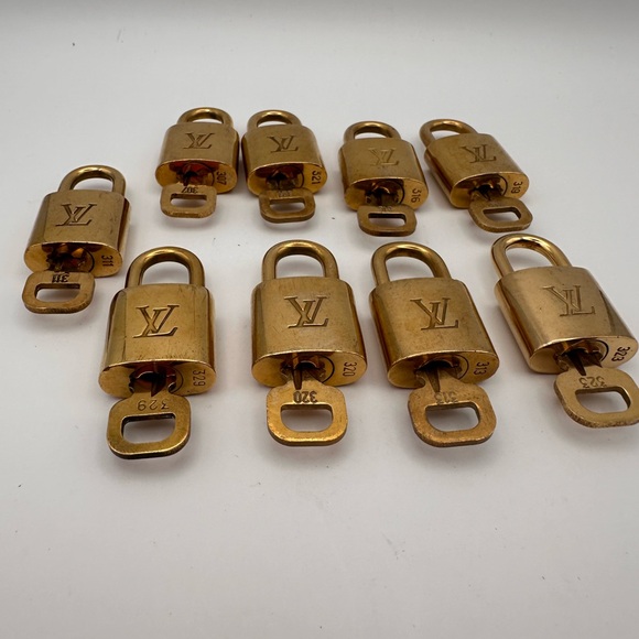 Louis Vuitton lock and key - Picture 3 of 4